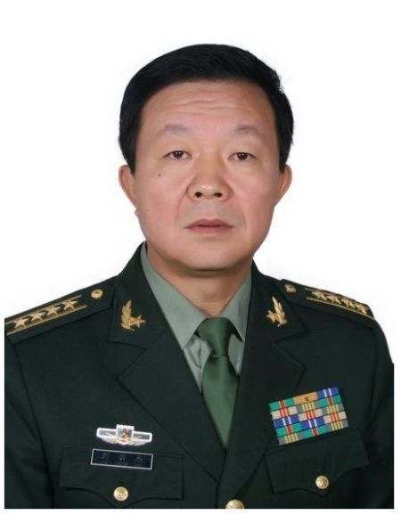 解放军总参谋部管理保障部副部长刘洪杰