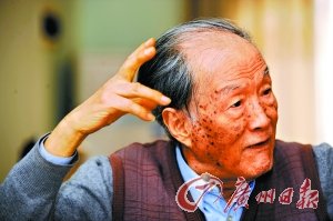 六人举报组成员之一陈永江,现为西安交大退休教授。 赵彬/CFP供图